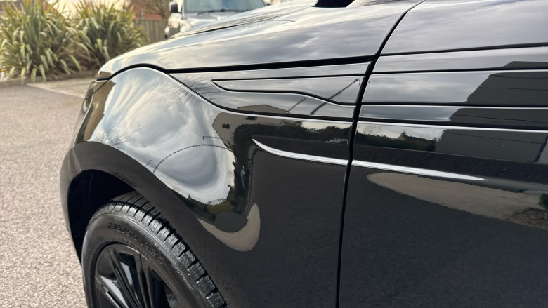 Land Rover Range Rover Evoque 2.0 D200 Autobiography 5dr Auto [Revised] Diesel Hatchback